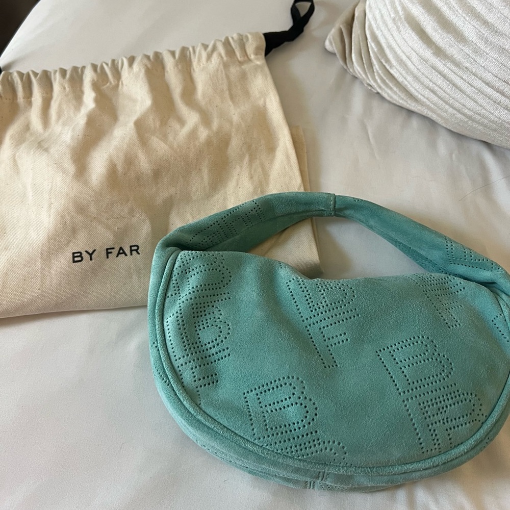 By far bag